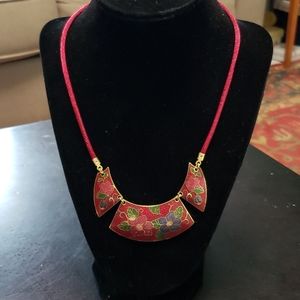Red floral small necklace